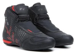 TCX R04D WP Boots Black/Red / 46 [Open Box]